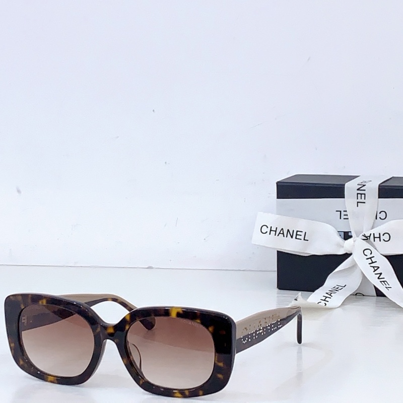 Солнцезащитные очки Chanel CH5563B