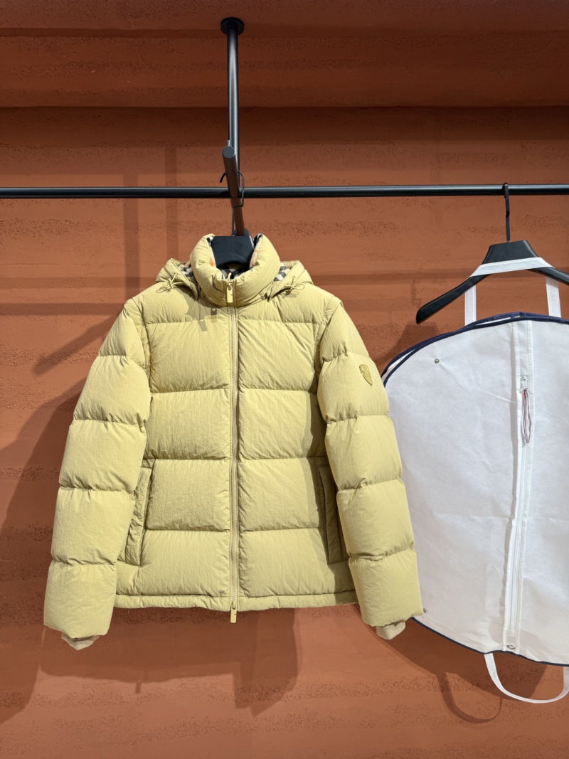 Пуховик Burberry