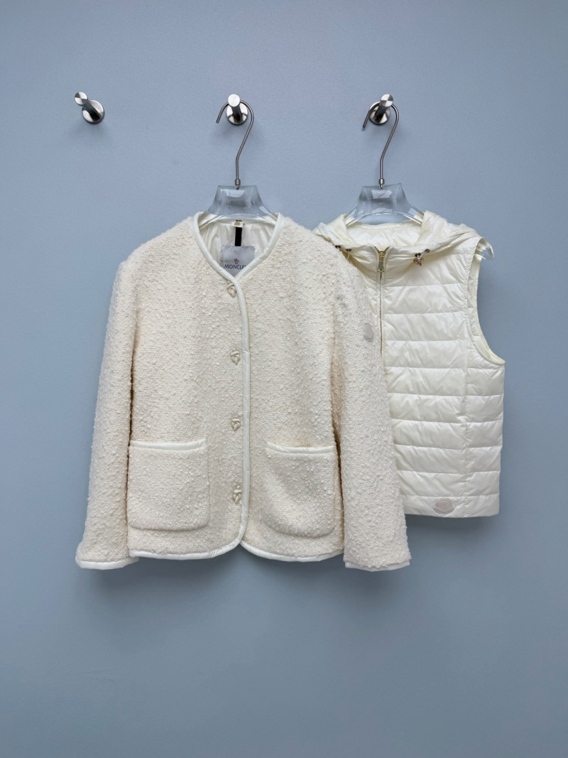 Костюм Moncler