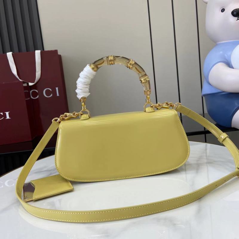 Сумка Gucci с бамбуковой ручкой