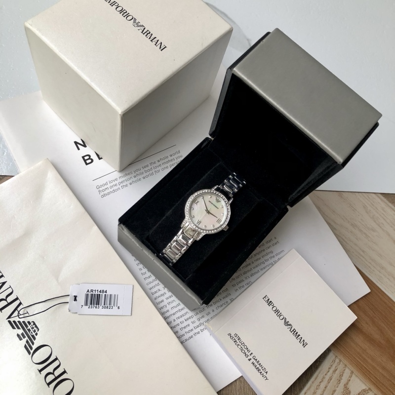 Часы Armani
