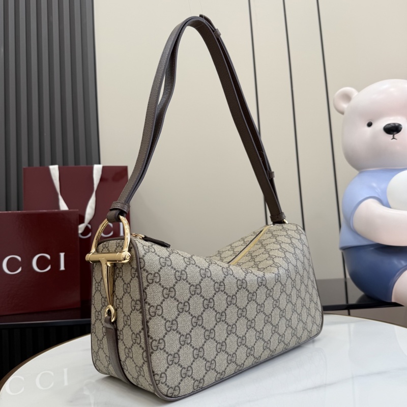 Сумка Gucci с монограммой и ремешком