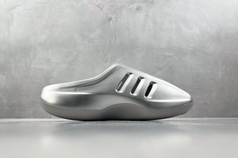 Слайды Adidas adiFOM Infinity серебристые