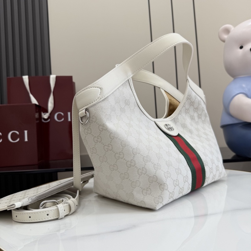 Сумка Gucci с монограммой и ремешком