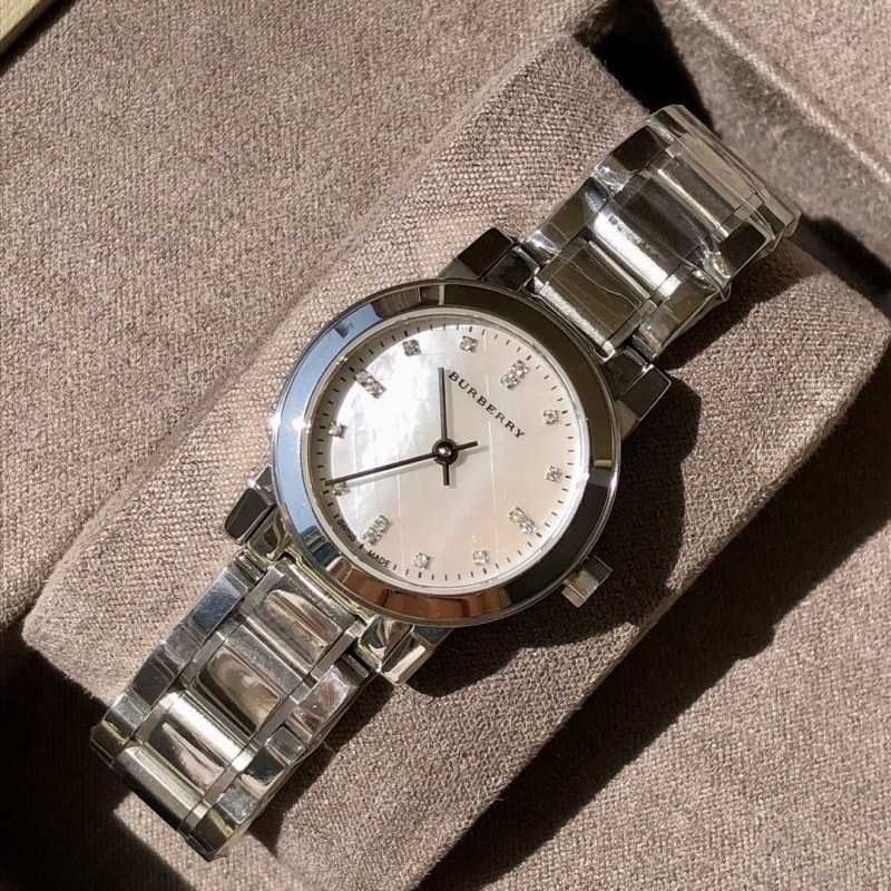 Часы Burberry