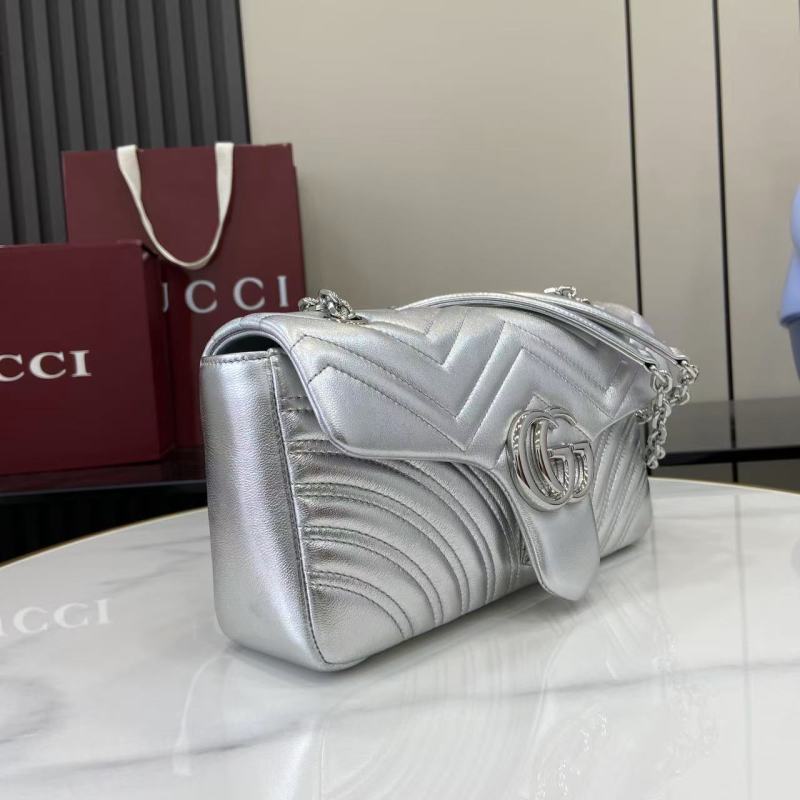Сумка Gucci серебристая с цепочкой