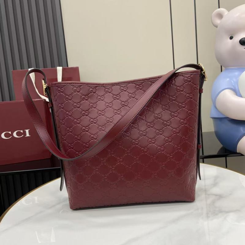 Сумка Gucci с монограммой бордовый