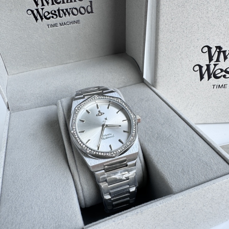 Часы Vivienne Westwood