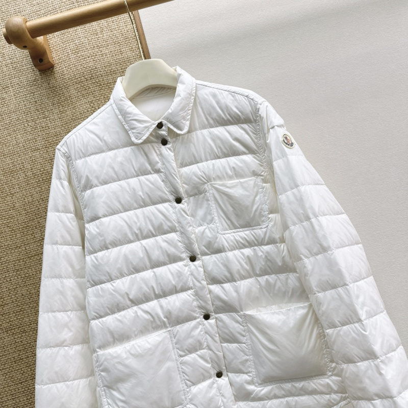 Пуховик Moncler