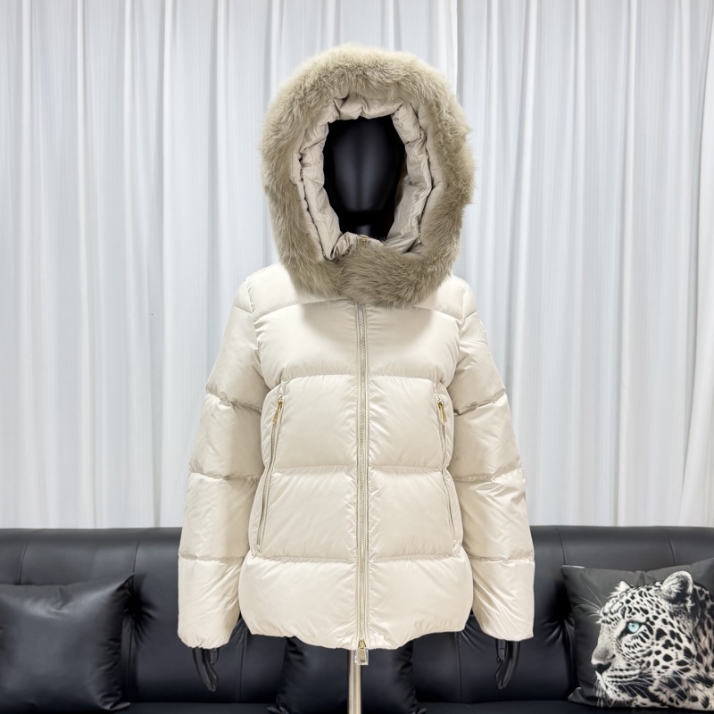 Пуховик Moncler