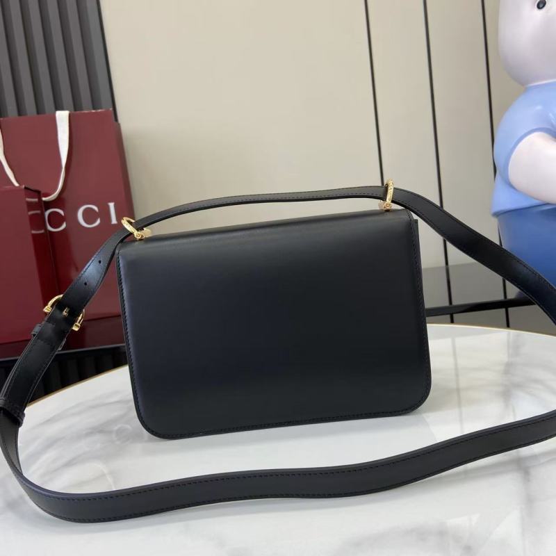 Сумка Gucci с золотой фурнитурой