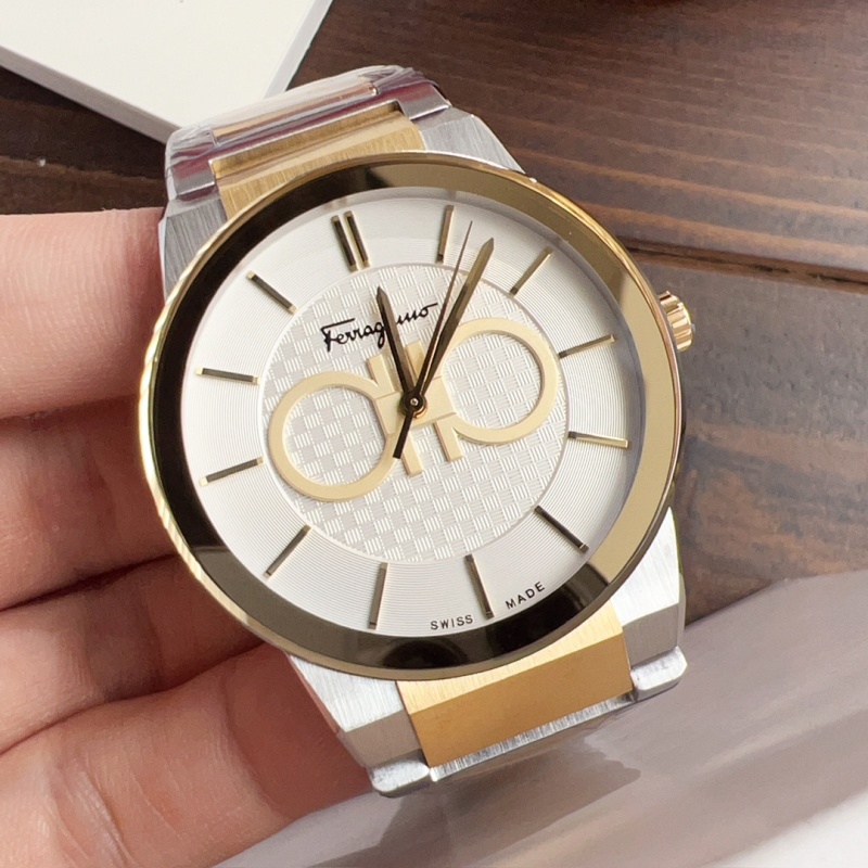 Часы Ferragamo