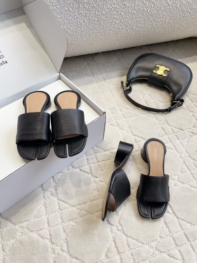 Шлёпанцы MM6 Maison Margiela