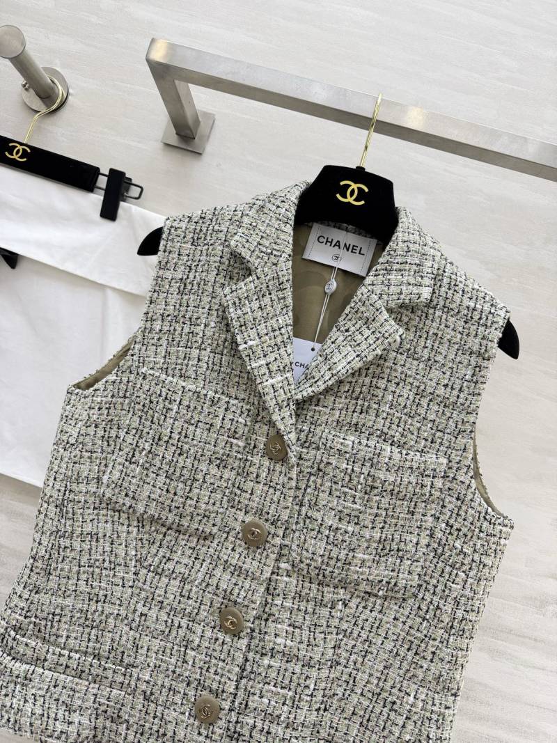 Женская жилетка из твида с лацканами Chanel