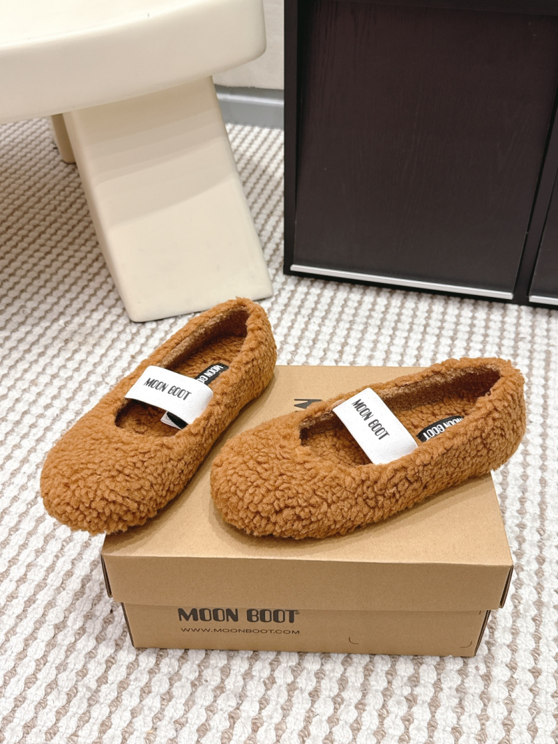 Женские мокасины из овчины Moon Boot