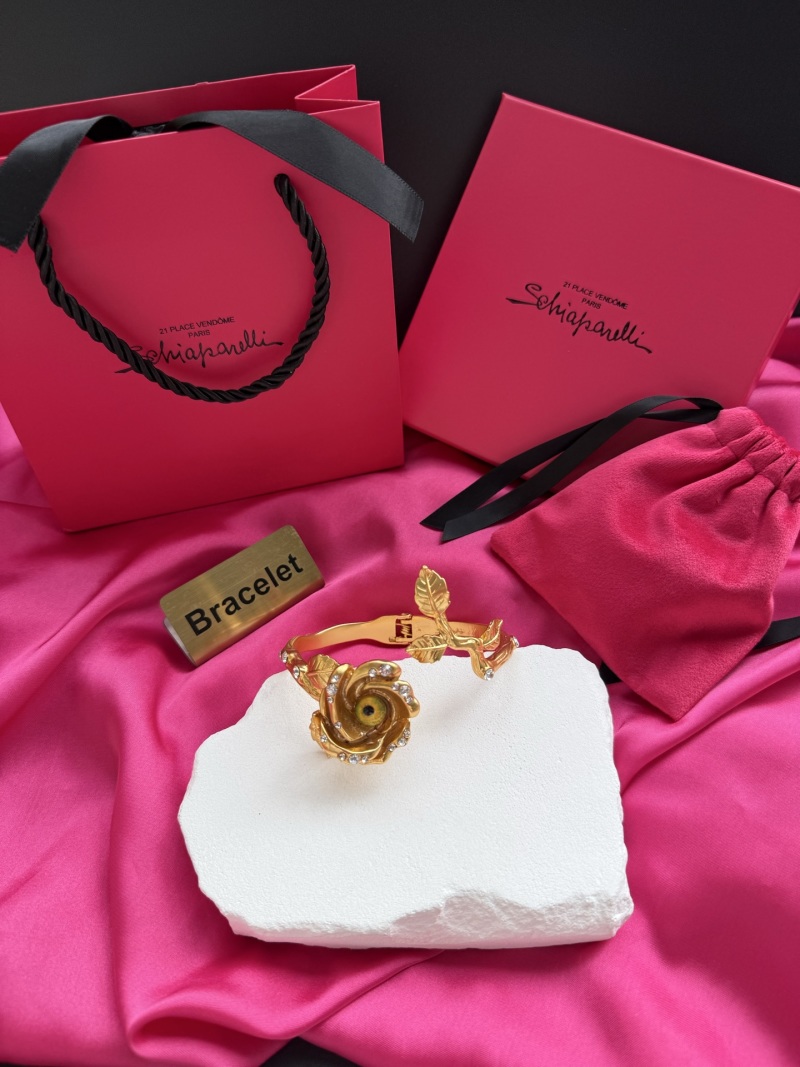 Браслет Schiaparelli с розой