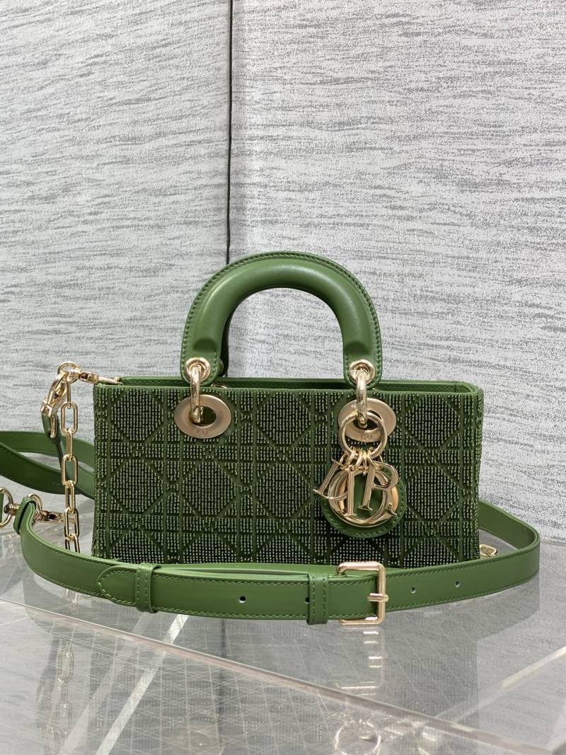 Зеленая сумка Dior Lady Dior с бисером
