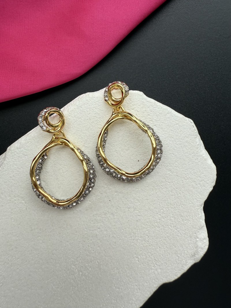 Серьги с кольцами и кристаллами Schiaparelli