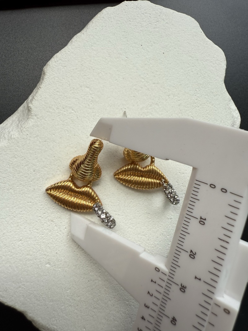 Серьги Schiaparelli