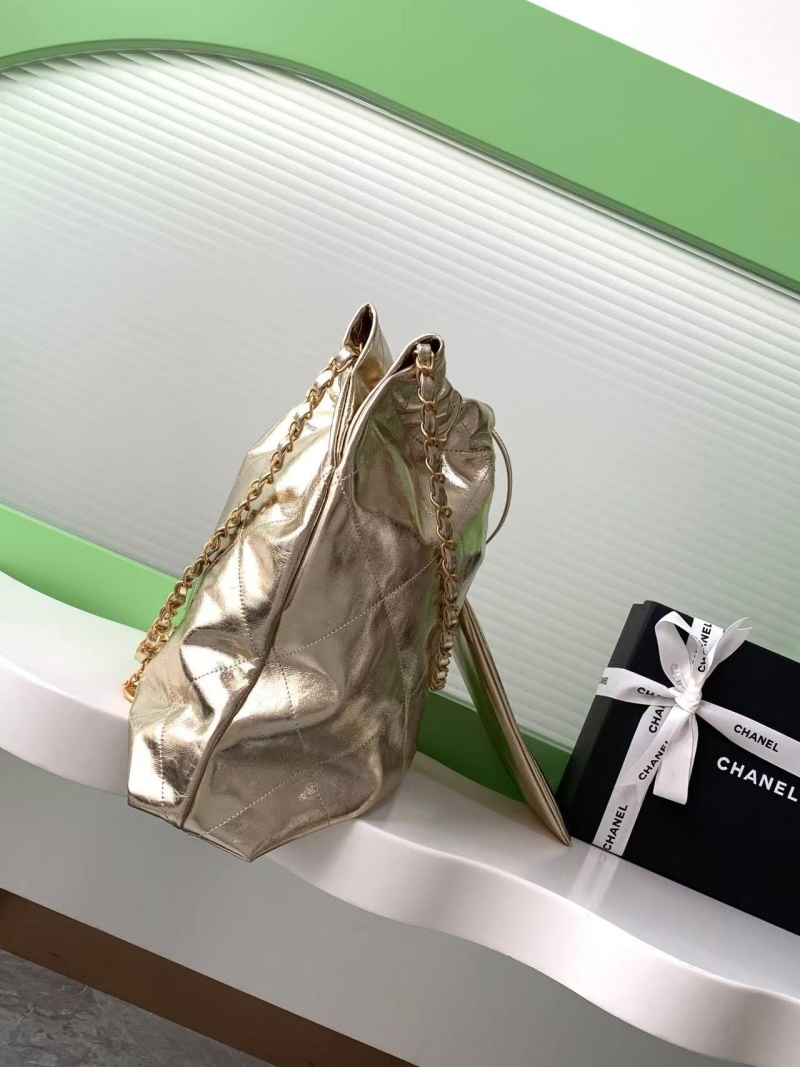 Сумка золотистая с цепочкой Chanel