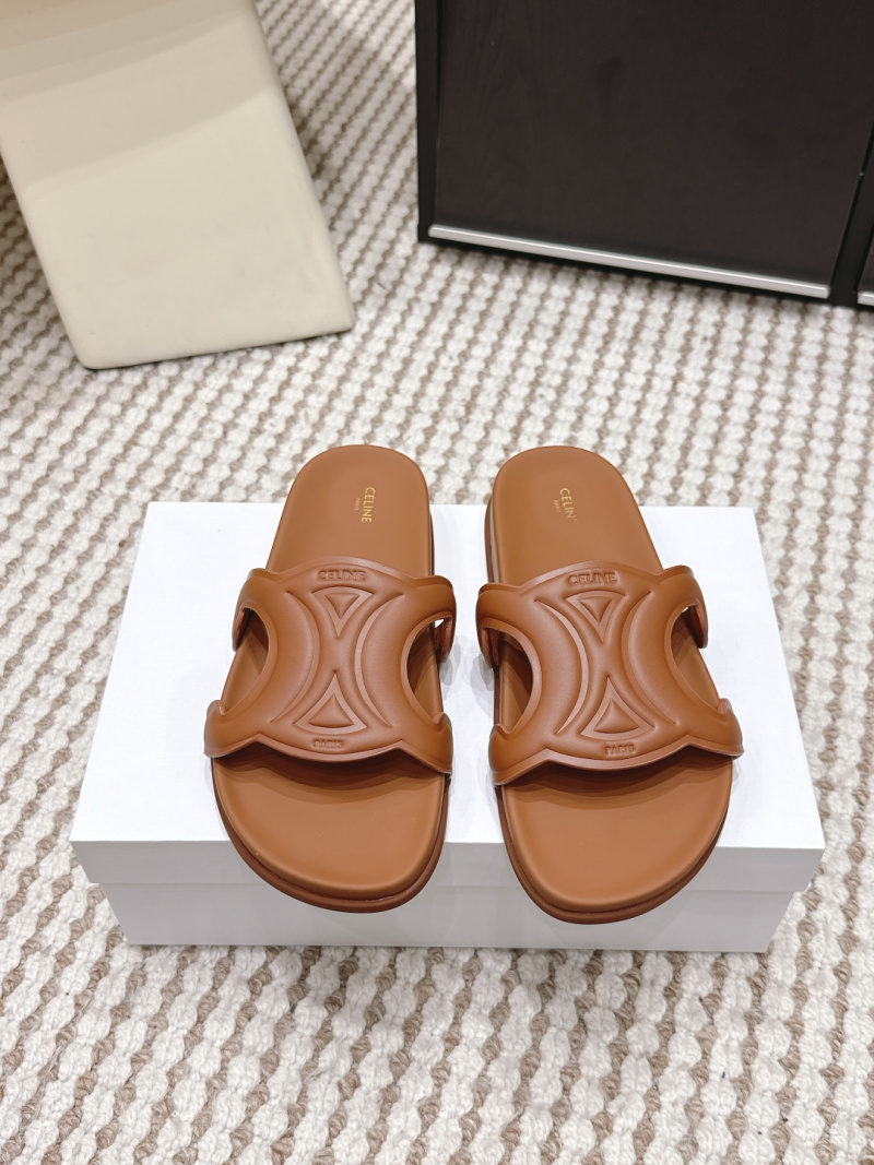Шлёпанцы Celine