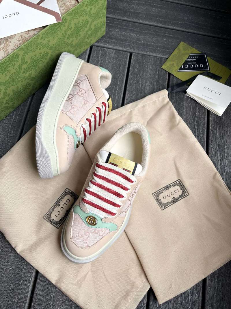 Кроссовки Gucci с массивной подошвой и красно-белыми шнурками
