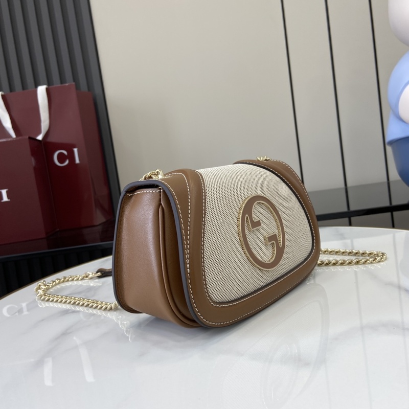 Сумка Gucci с цепочкой и логотипом