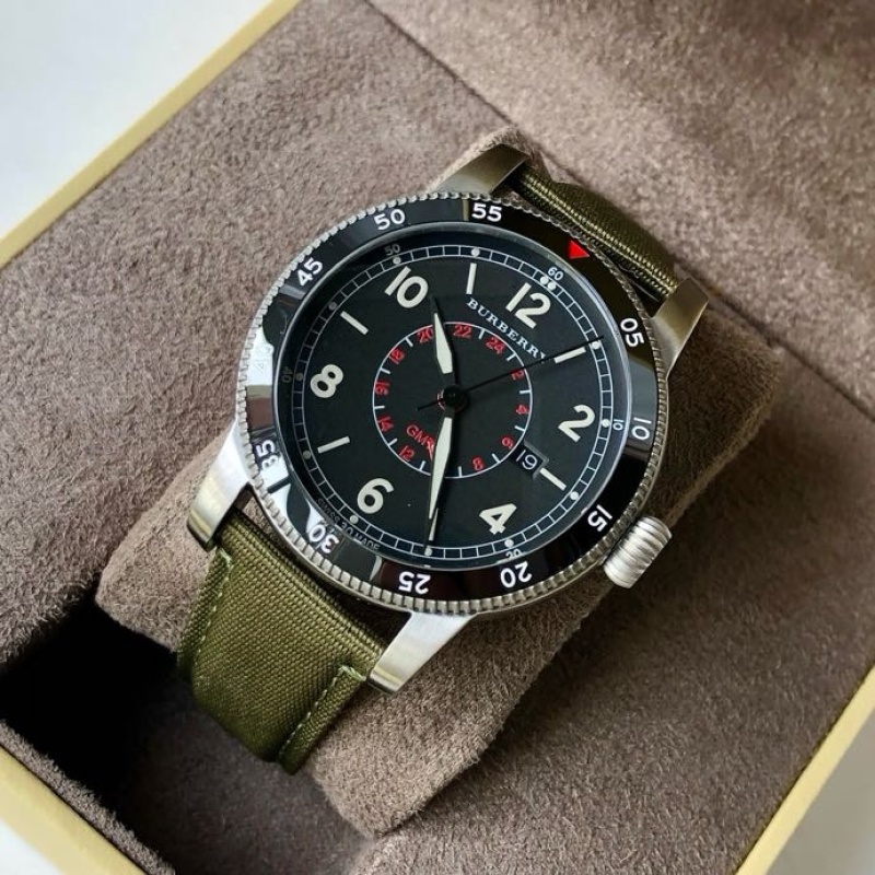 Часы Burberry