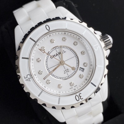 Часы Chanel