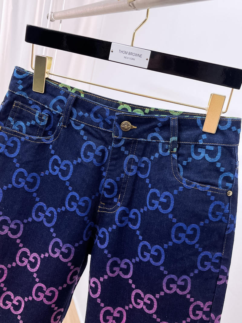 Мужские джинсовые шорты с градиентным принтом Gucci