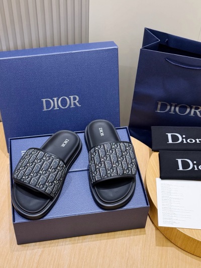 Шлёпанцы Dior