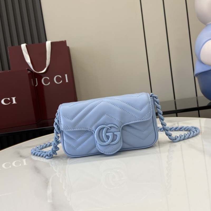 Сумка Gucci с цепочкой и логотипом GG