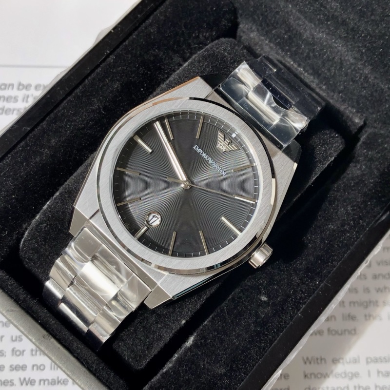 Часы Armani