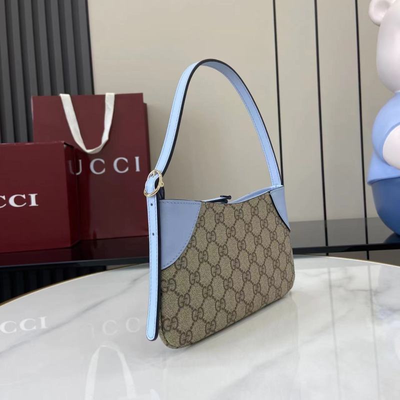 Сумка Gucci с монограммой и голубыми вставками