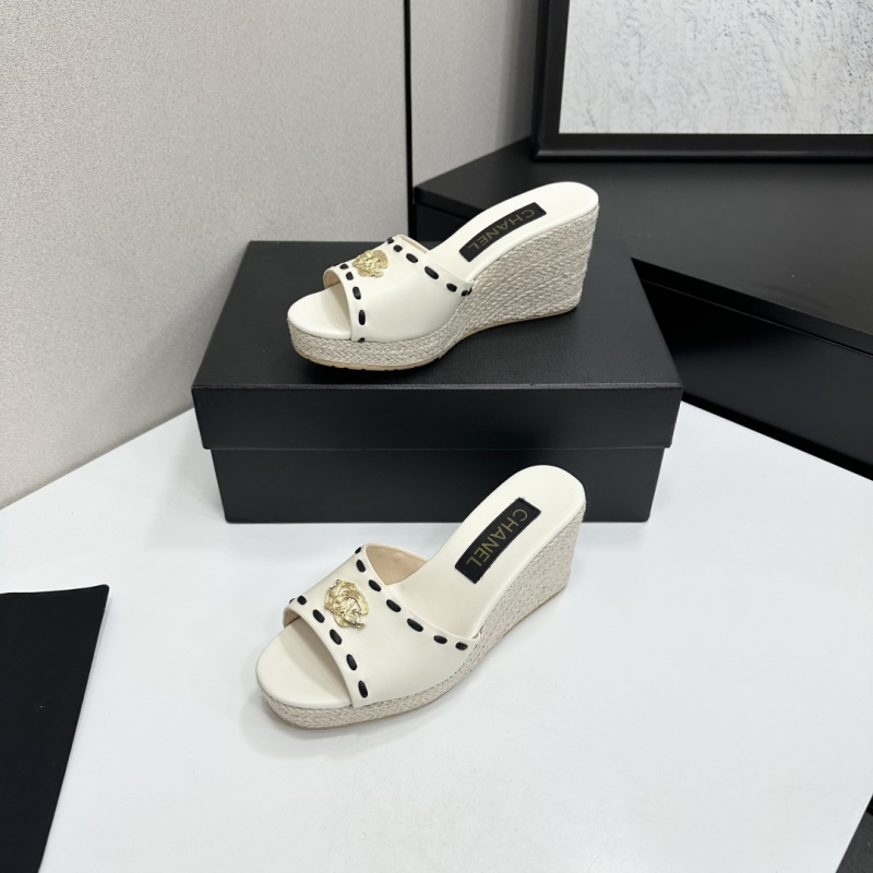 Женские сабо с плетеной подошвой Chanel