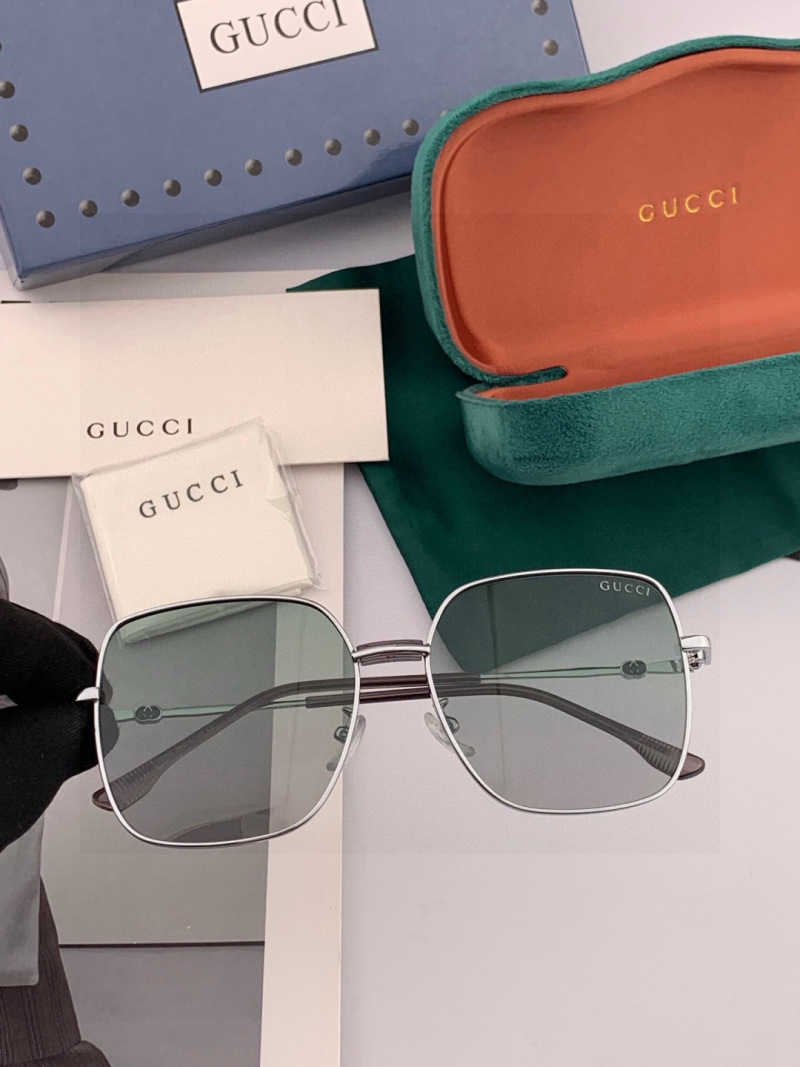 Солнцезащитные очки Gucci G5238