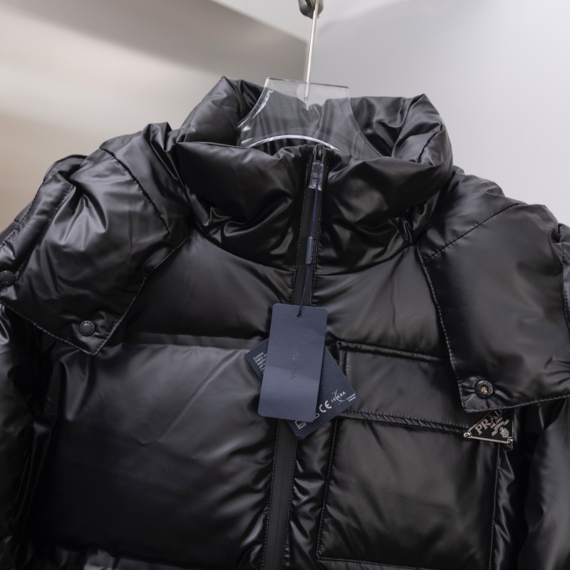 Пуховик Prada