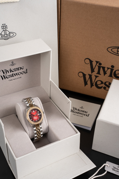 Часы Vivienne Westwood