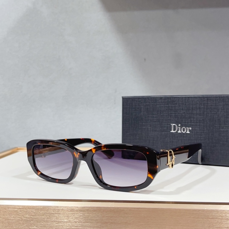 Солнцезащитные очки Dior Oblique 54-19-145