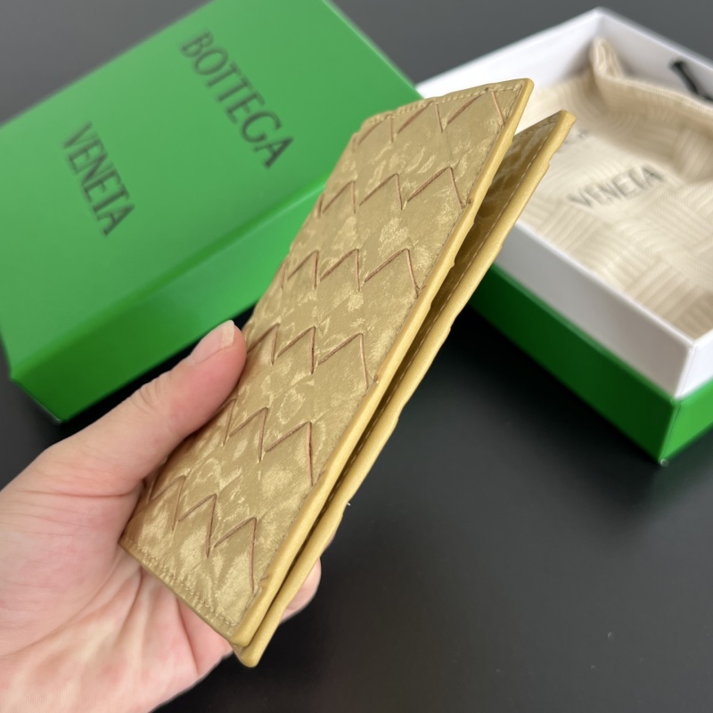 Кожаный чехол для паспорта Bottega Veneta