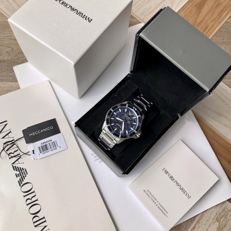 Часы Armani