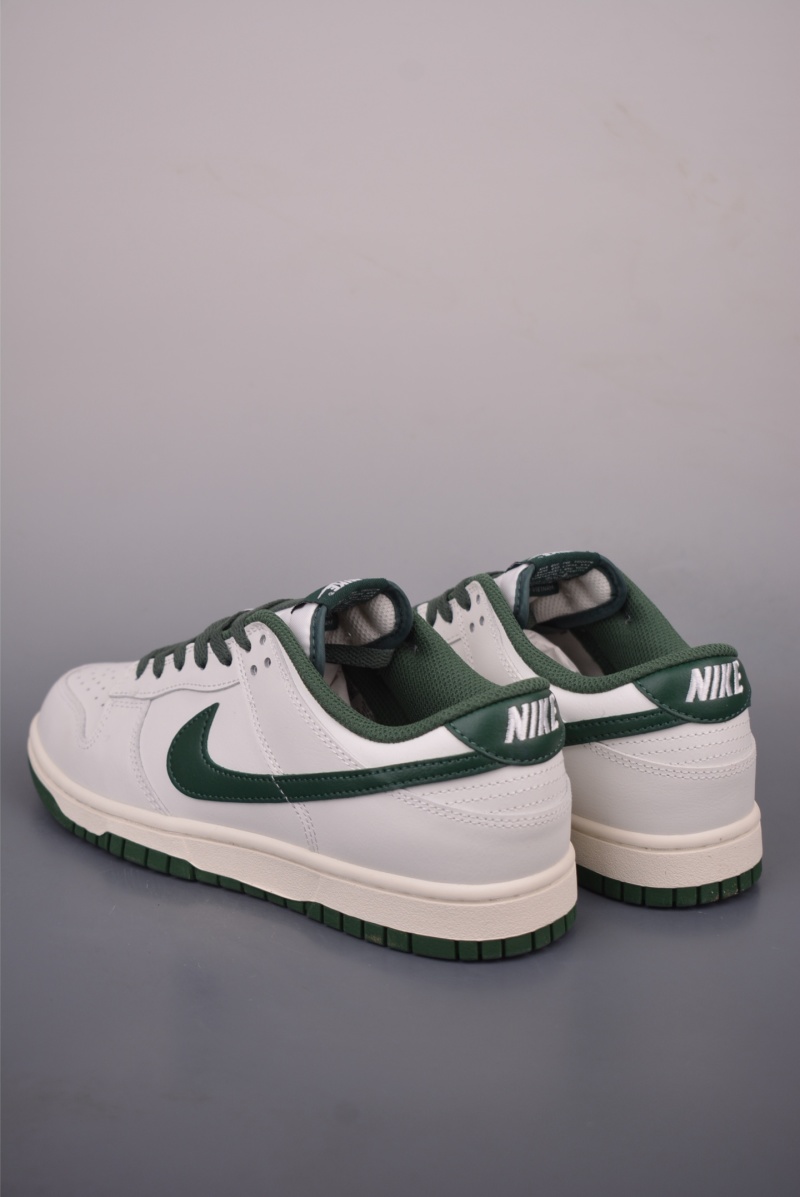 Кроссовки Nike SB Dunk Low