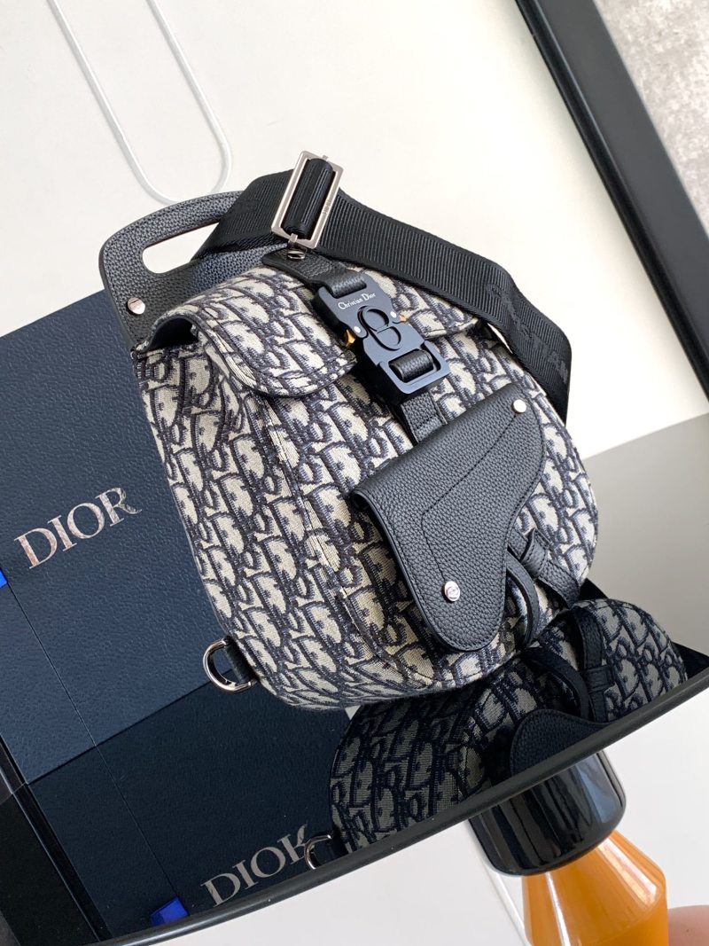 Сумка кросс-боди Dior Saddle