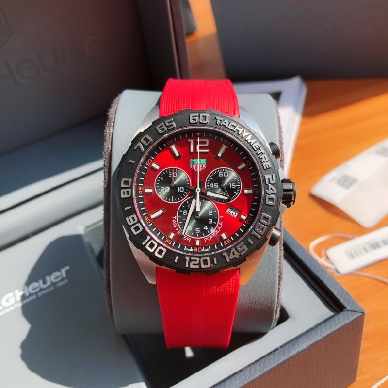 Часы TAG Heuer