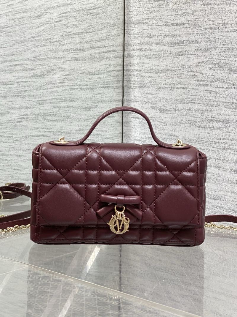 Сумка Dior бордовая