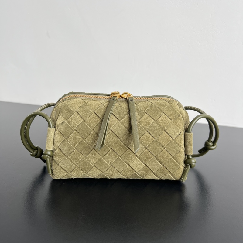 Мини-сумка Bottega Veneta с плетеным декором