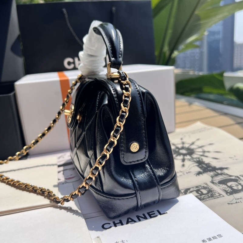 Сумка Chanel серии Handmade, чёрная