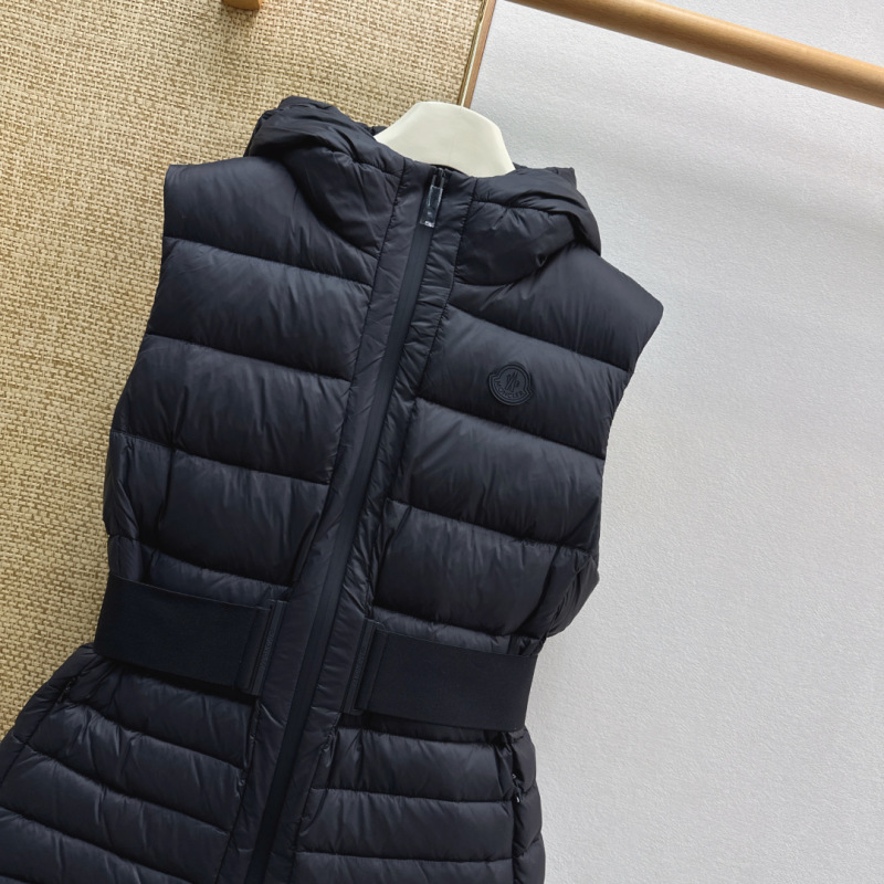 Жилет Moncler