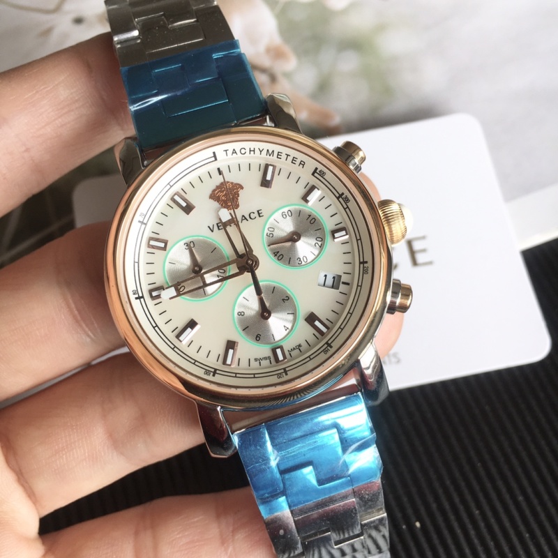Часы Versace