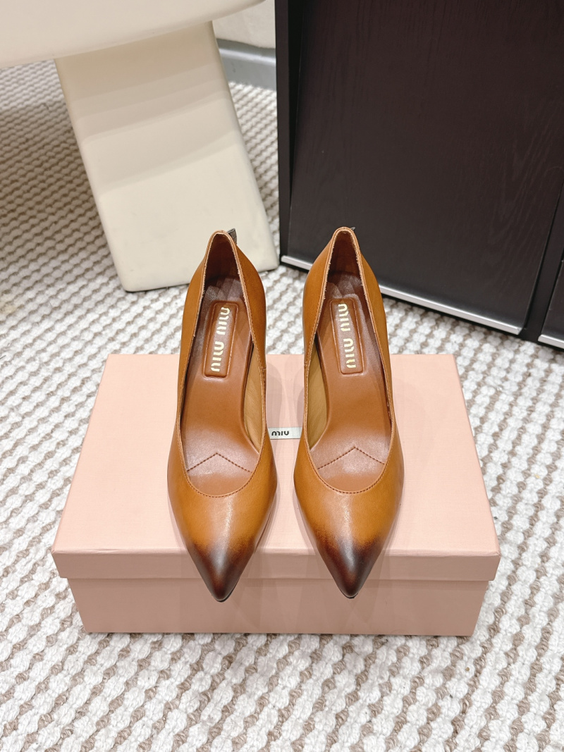 Туфли женские на каблуке Miu Miu